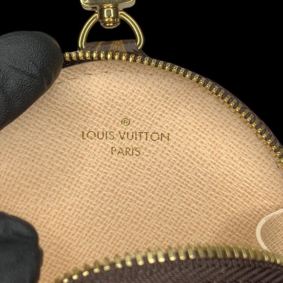 (SOLD) Louis Vuitton Multi Pochette - Picture 12 of 16